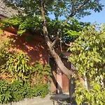 Espaco Inteiro Com Internet E Garagem Gratis Proximo Da Praia